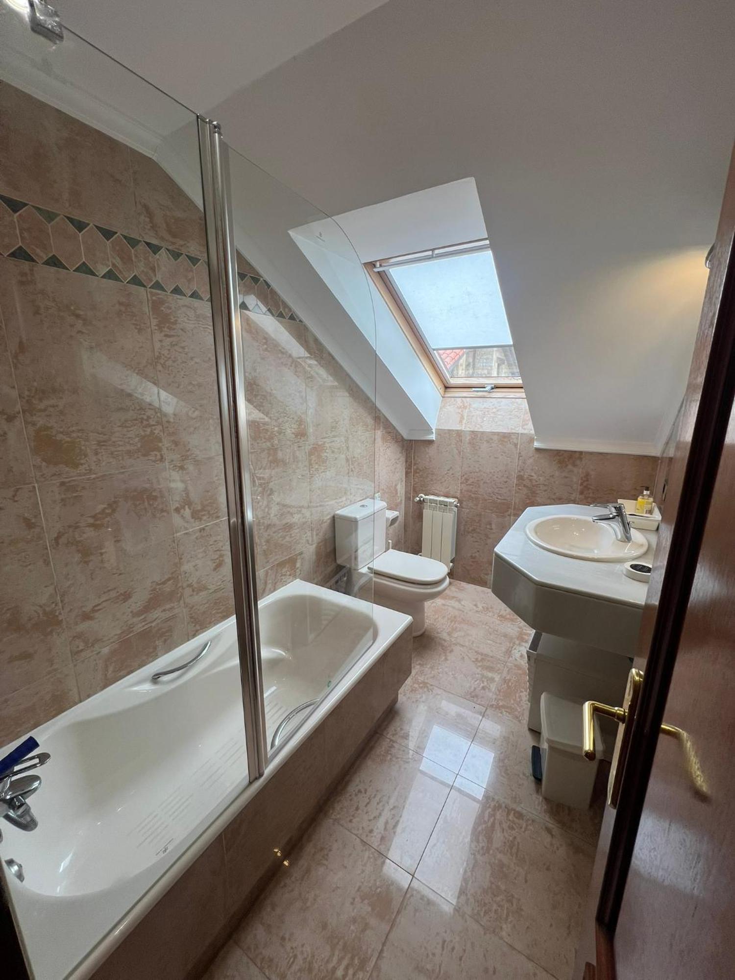 Gestiona2R- Casa Grande En El Centro De Llanes Villa Luaran gambar